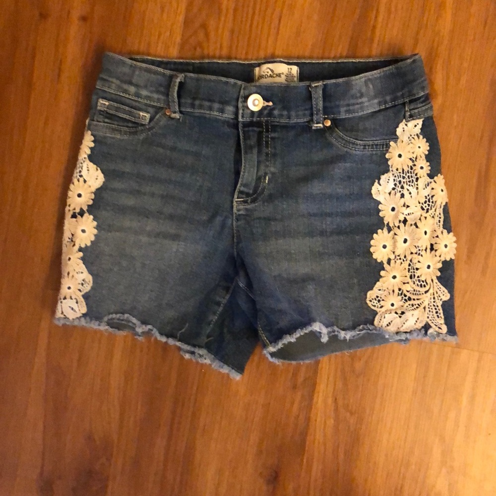 Lace Embroidered Jean Shorts